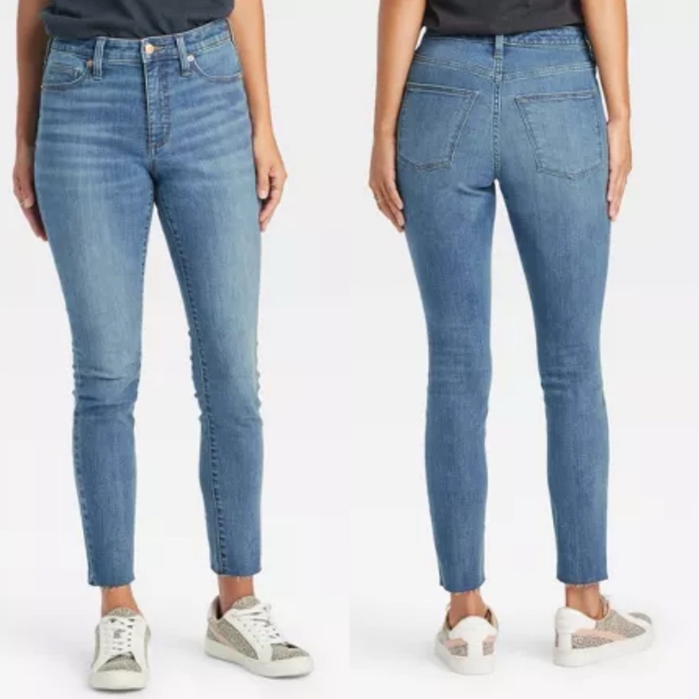 Universal Thread 31 High Rise Skinny Cropped Ankle Jeans Raw Hem Stretchy Comfy